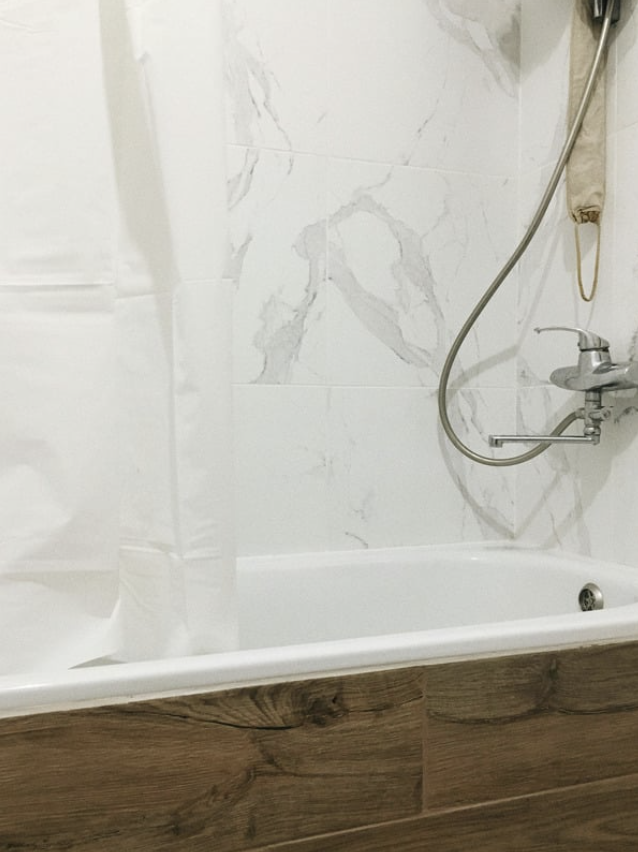 Marble Tub Surround